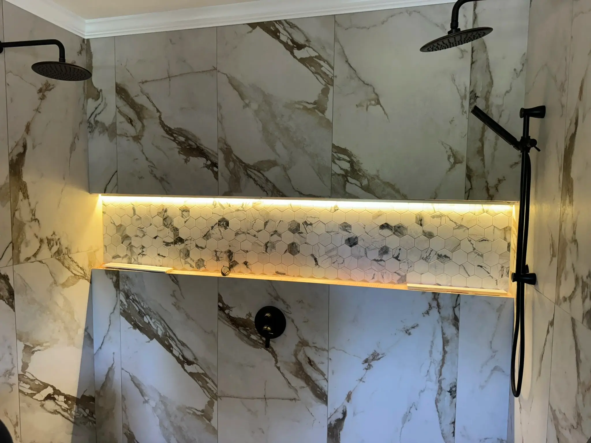 SLR - Modern Beautiful Bathroom Design11